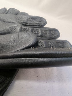 Rouge leather vampire gloves