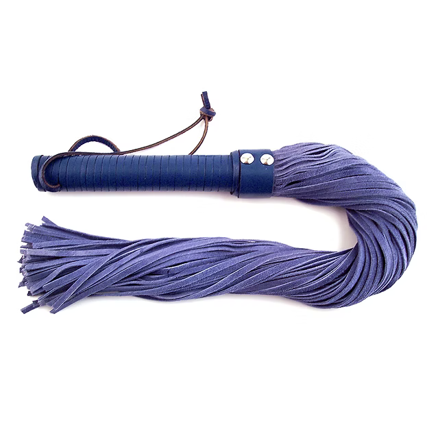 Rouge Leather Handle, Suede Flogger